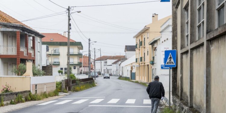 População de Gândara dos Olivais reclama obras