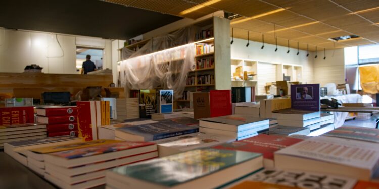 Arquivo. Agora cabe ainda mais amor na livraria a que tantos chamam casa